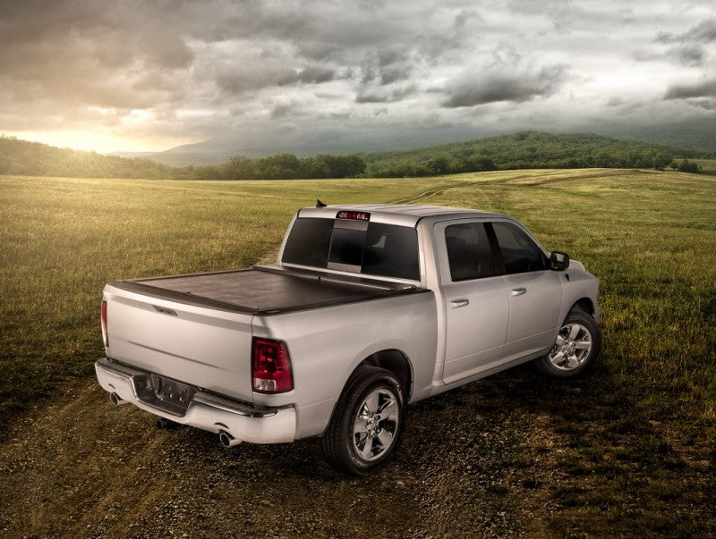 Roll-N-Lock 2009 Dodge Ram 1500 SB 76in M-Series Retractable Tonneau C