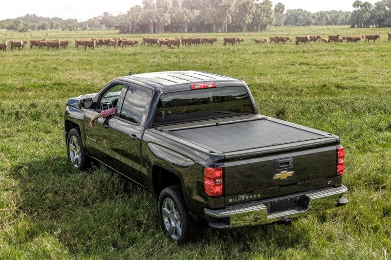 Roll-N-Lock 2009 Dodge Ram 1500 SB 76in M-Series Retractable Tonneau C